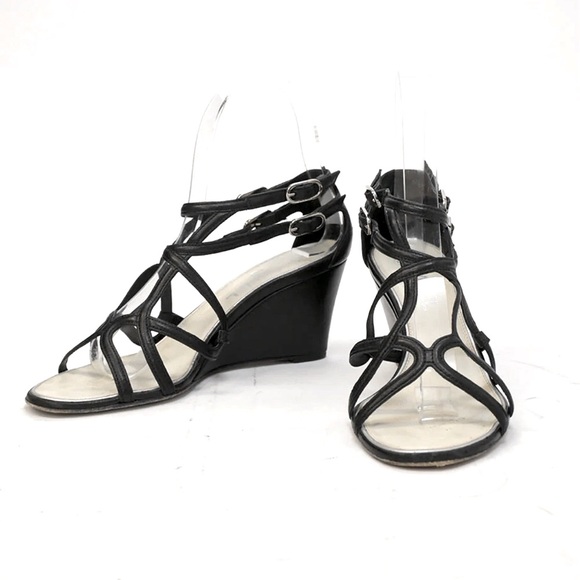 Chanel Black leather criss-cross buckle strap heeled gladiator wedge sandals - Picture 4 of 8